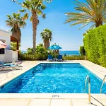 Lela Tria Villa Paphos